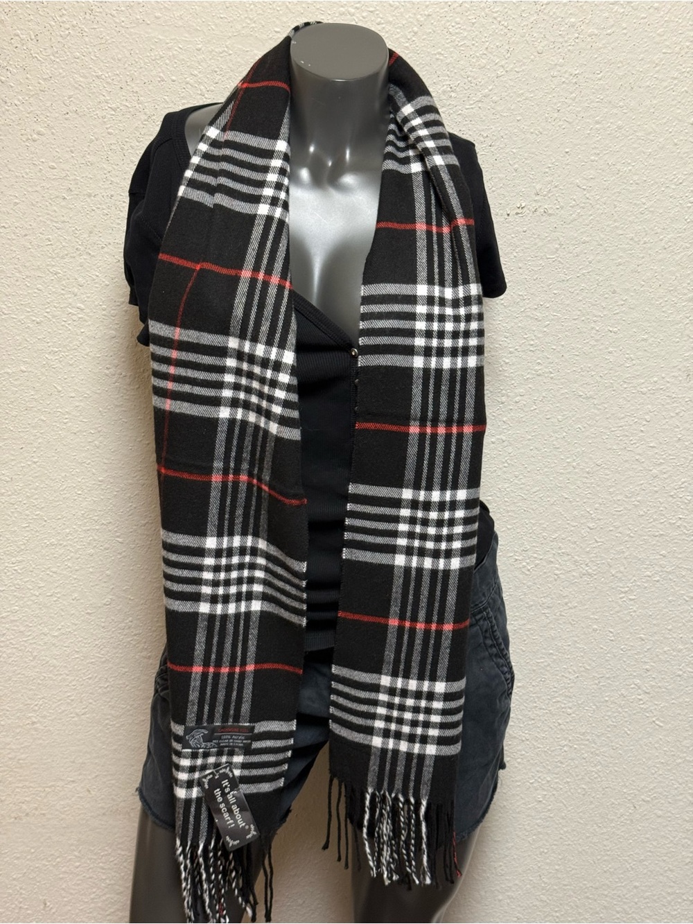 Classic Black Plaid Scarf with Red Accent for Men